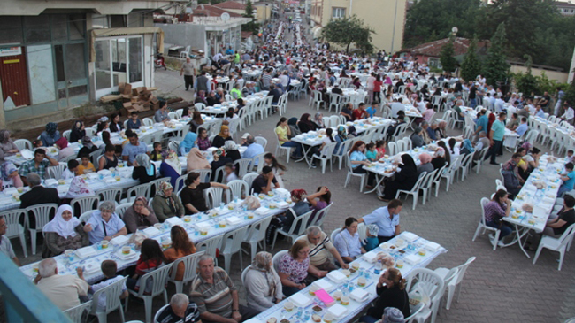Demirköylüler İftar Sofrasında Buluştu