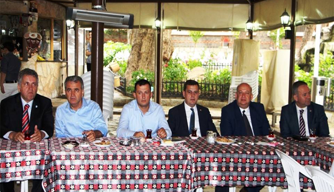 Pınarhisar Ali Özer Parkında Bayramlaştı