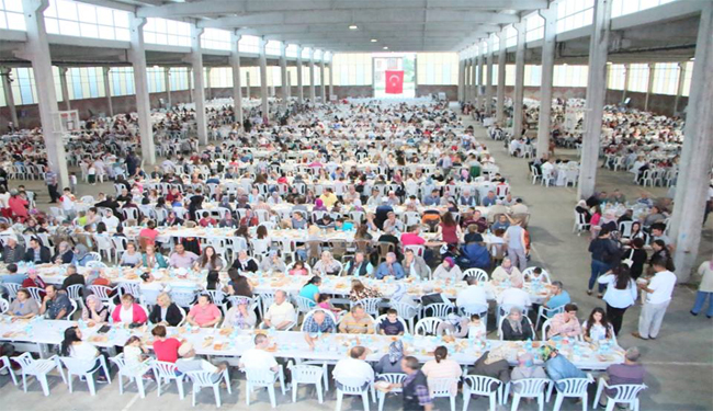 Pınarhisar’da 3 Bin 500 Kişi Hep Birlikte İftar Açtı