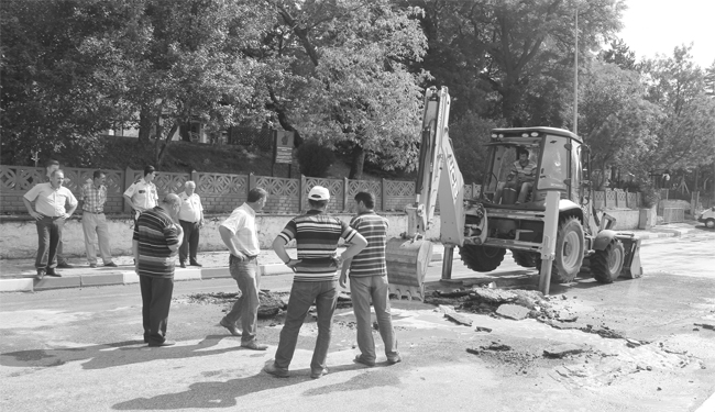 Demirköy’de Ana Su Borusu Patladı