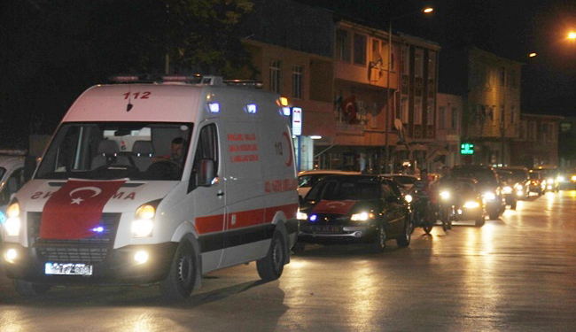 Demirköy’de Araçların Kontakları Demokrasi İçin Açıldı