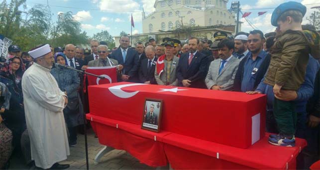 Trakya şehidini vatan toprağına emanet etti