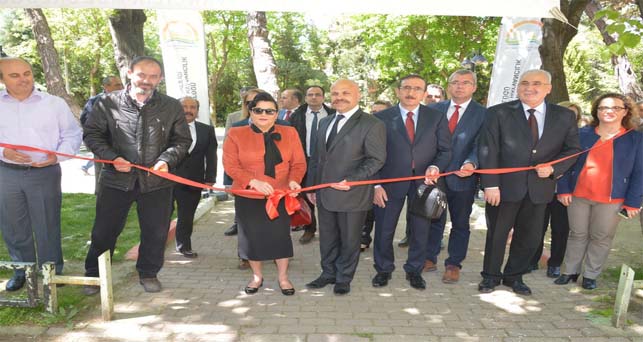 “Tarım ve İnsan” Konulu Fotoğraf Sergisi açıldı