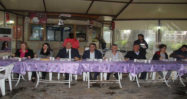 Pınarhisar Belediyesi Personeli Kahvaltıda buluştu