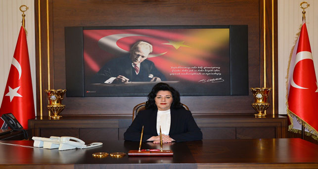 VALİMİZ SAYIN ESENGÜL CİVELEK'İN 19 MAYIS ATATÜRK’Ü ANMA, GENÇLİK VE SPOR BAYRAMI KUTLAMA MESAJI