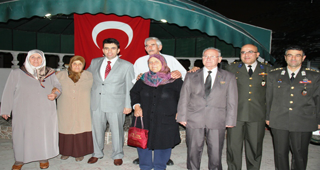 Şehit ve gazi aileleri iftar yemeğinde buluştu