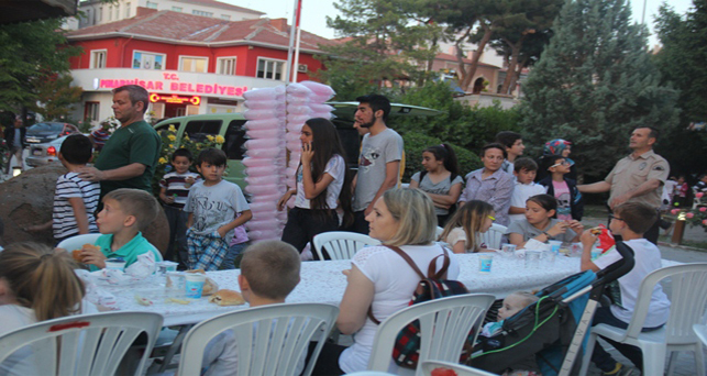 Pınarhisar Kaymakamlığı çocukları yine unutmadı