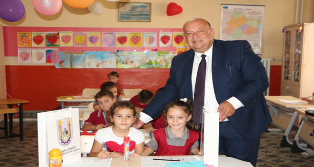 Kırtasiye malzemeleri Başkan Cingöz’den