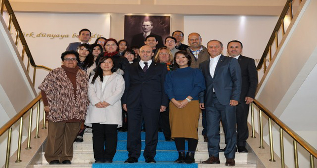 Japon Öğrencilerden, Vali Çiftçi’ye ziyaret