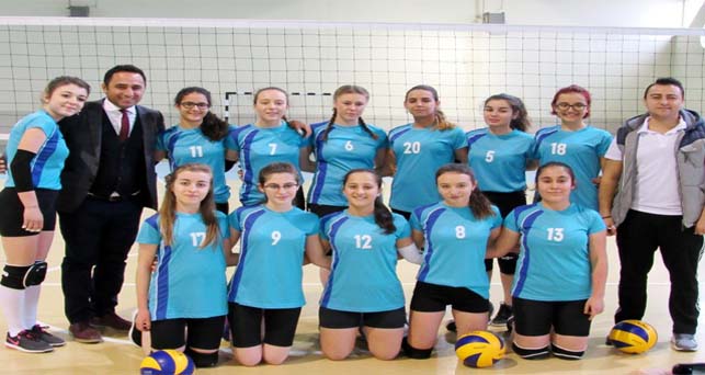 Pınarhisar’da Okullar Arası Voleybol Turnuvası düzenlendi