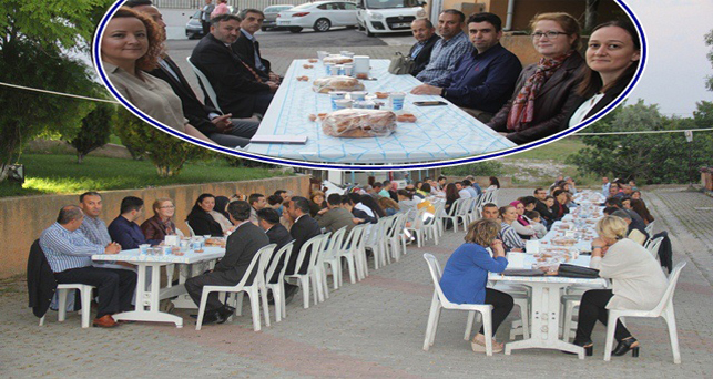 Sağlık çalışanları İftar yemeğinde buluştular