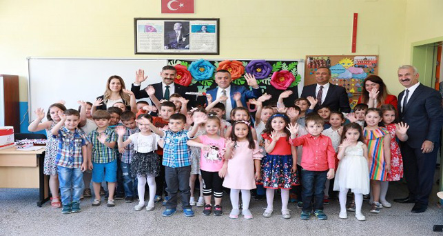 44 bin 043 öğrenci karne heyecanı yaşadı