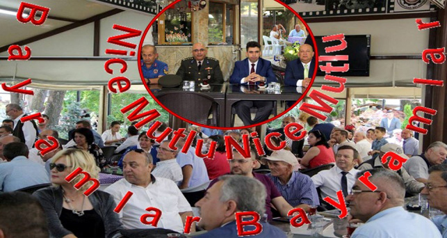 Ali Özer Parkı’nda bayramlaştılar