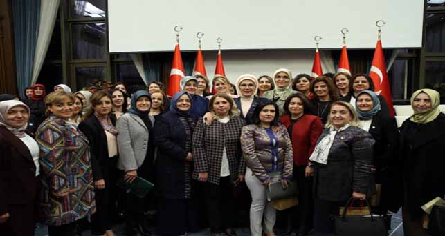 Bayan Bilgin, Külliyede düzenlenen “Çocuk İşçiliği ile Mücadele” Toplantısına katıldı
