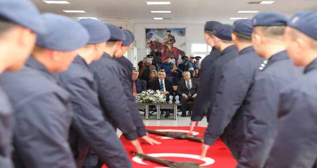 373. kısa dönem Jandarma erlerin yemin töreni