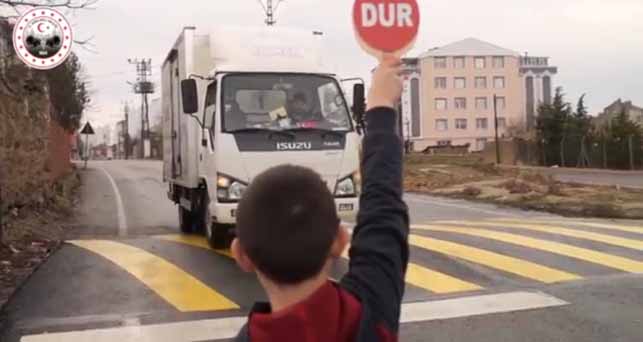 Artık trafikte öncelik yayaların