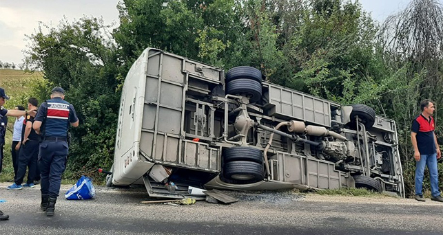 Soğucak Köyü karayolunda can pazarı