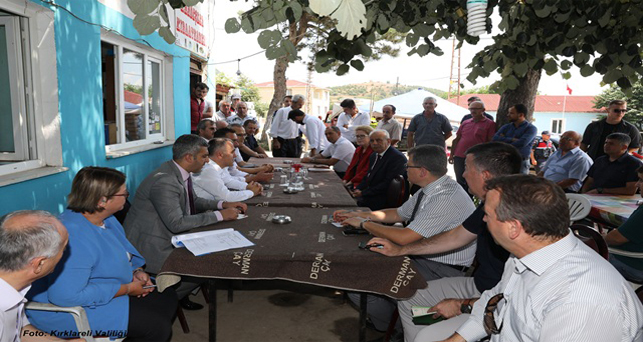 Vali Bilgin köy sakinlerini dinledi