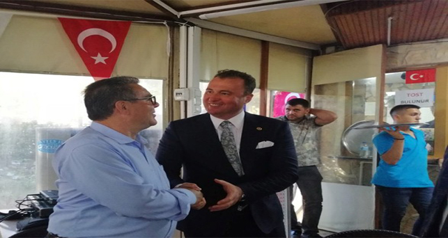 Minsolmaz, Pınarhisarlılarla bayramlaştı