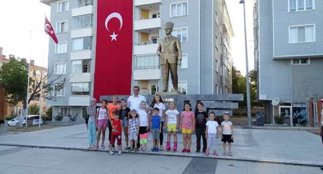 Vize’deki tören alanına yeni Atatürk heykeli