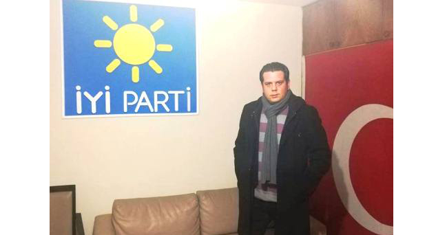 Tekeş; “Partimizde bayrak değişimi”