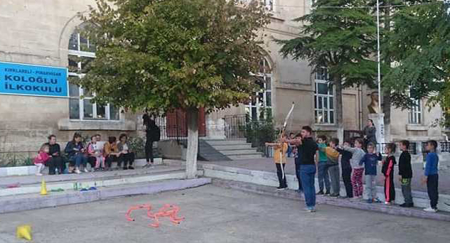Pınarhisar’da ata sporu okçuluk kursu