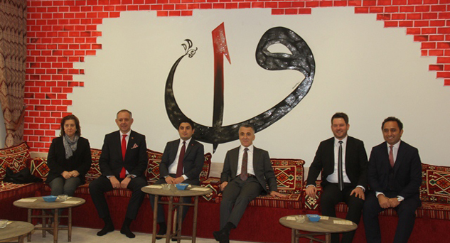 Pınarhisar Gençlik Merkezini ziyaret etti