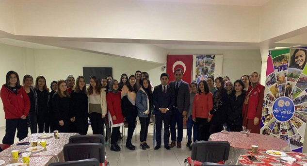 Sizin için varız gençler