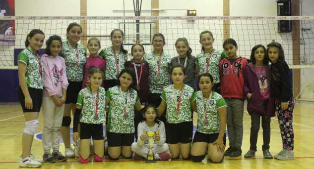 Küçük Voleybol Takımı İl 2'incisi
