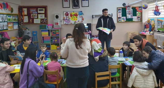 Minik öğrencileri kitap ile buluşturdular