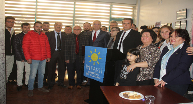 Başkan Tekeş güven tazeledi