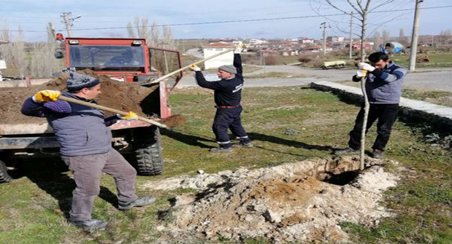 Üsküp’te 200 fidan toprakla buluştu