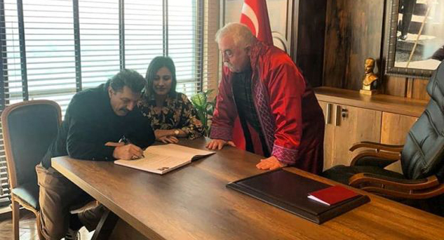 Burhan Öçal İğneada’da dünya evine girdi