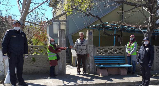 Pınarhisarlı vatandaştan anlamlı bağış