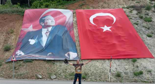 Sesimizi duyan var mı?