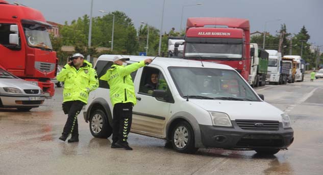 Pınarhisar’da trafik yeniden durdu