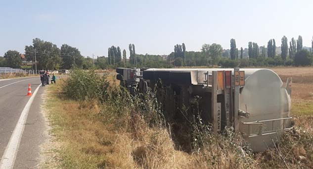 Tozaklı yolunda tır kazası
