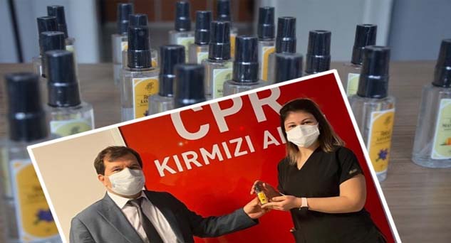 “Sağlık çalışanlarımızın yanındayız”
