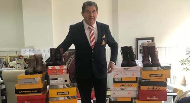 Koleksiyon formalarını sattı 250 kişiyi sevindirdi