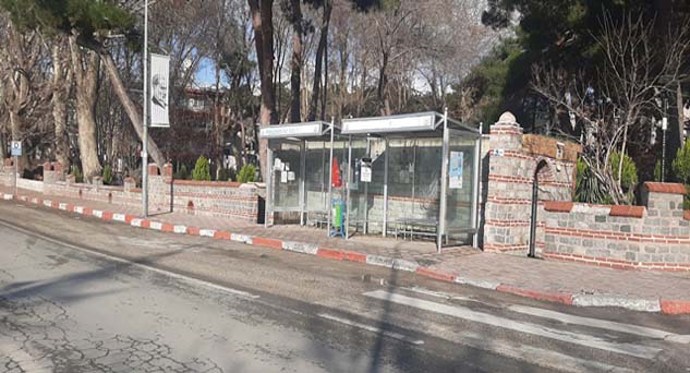 Kısıtlamada duraklar sessiz kaldı