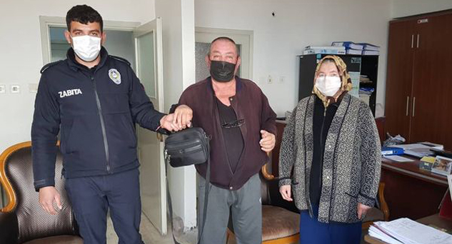 Çanta, sahibine teslim edildi