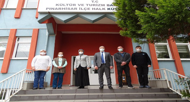 Kaymakam Kılıç’tan İlçe Halk Kütüphanesini ziyaret
