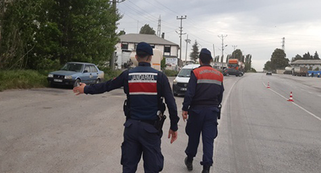 Jandarma’dan tam kapanma denetimi