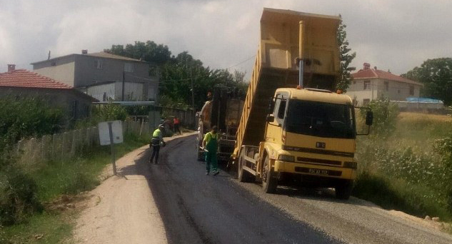 Kırklareli’de yollar asfaltlanıyor