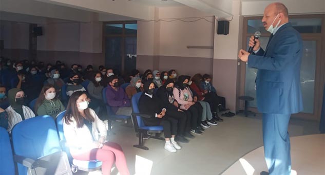 Pınarhisar’da “Peygamberimiz ve Vefa” konferansı