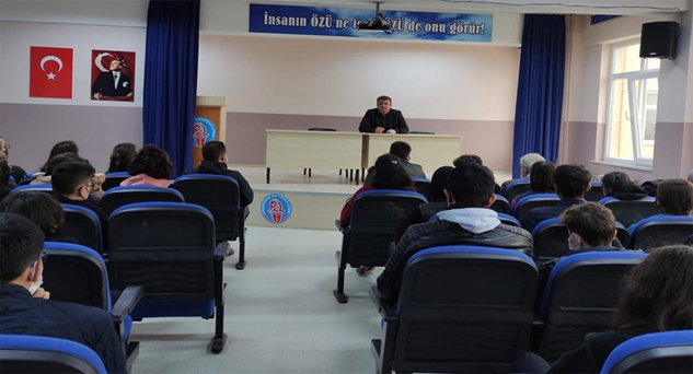 İlk konuk İlçe Milli Eğitim Müdürü oldu