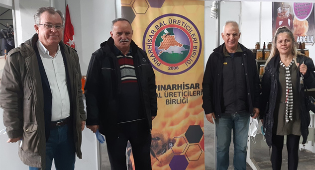 Fuarda “Bal” gibi stant