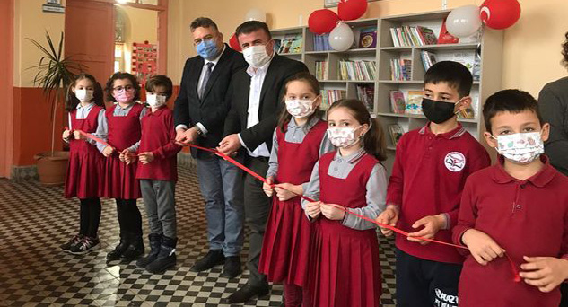 Pınarhisar’da 5 okula kütüphane kuruldu