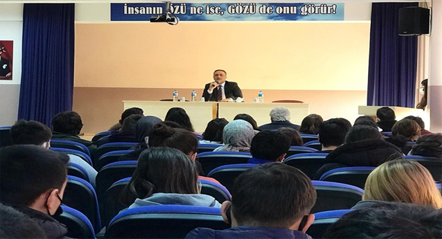 Kariyer gününün konuğu Kaymakam Kılıç oldu