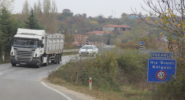 Köylüleri bık“TIR”an sorun